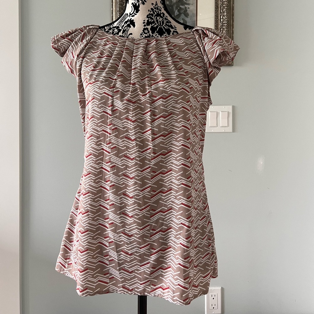 Banana Republic Women's Blouse in Red, Tan and White